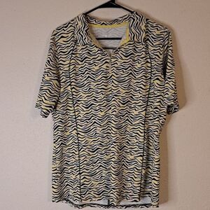 Bette & Court bike shirt size large